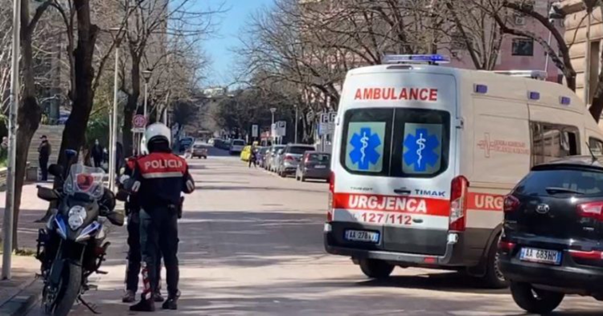 ambulance tirane diten